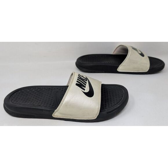 Nike Sandals Women's Size 6 Benassi JDI Spruce‎ Aura White Slides 343881-008 - Picture 1 of 6